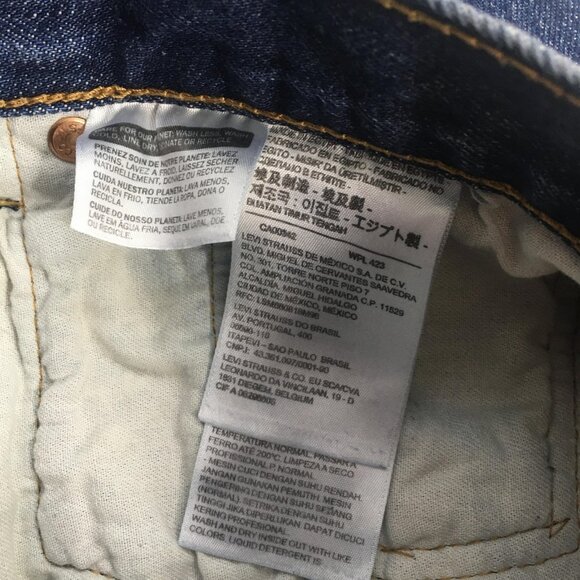 Levis 501 Jeans Mens 38x30 Blue Denim Straight Leg Button Fly Classic Fit - Picture 5 of 16